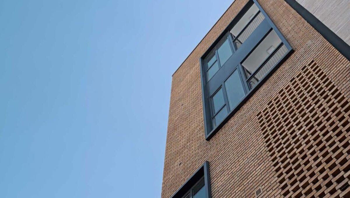 «آپارتمان شماره ۷۴»: ستاره ای در بافت فرسوده با الهام از معماری دوره پهلوی دوم/ فینالیست جایزه معمار (+عکس)