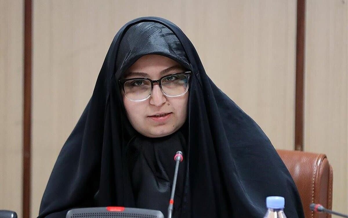 ارائه درخواست اجرای طرح تحقیق و تفحص از سازمان املاک و مستغلات شهرداری از نرجس سلیمانی، رئیس کمیسیون نظارت و حقوقی شورای اسلامی شهر تهران (فیلم)