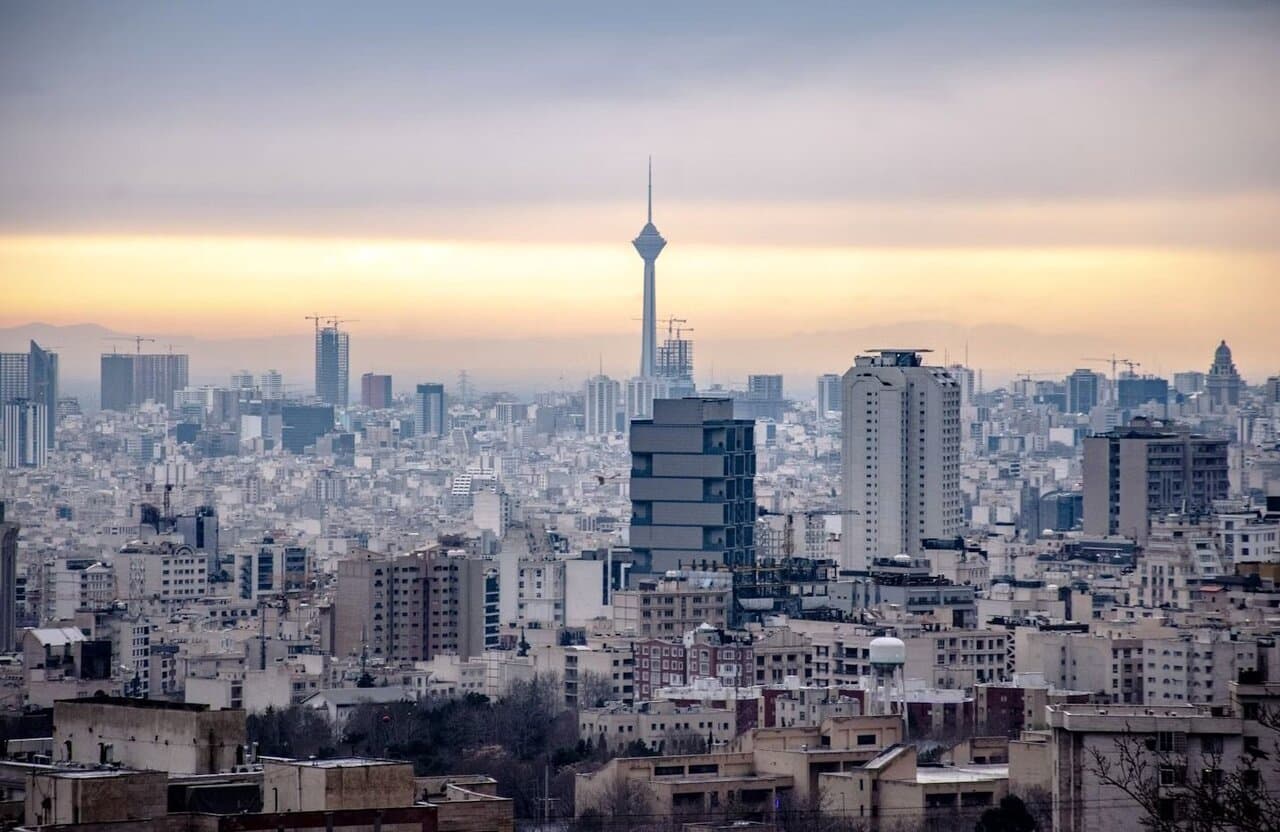 پیش‌بینی مهم یک اقتصاددان درباره اجاره‌بها و قیمت مسکن در سال آینده/ زمان خرید مسکن فرا رسید؟